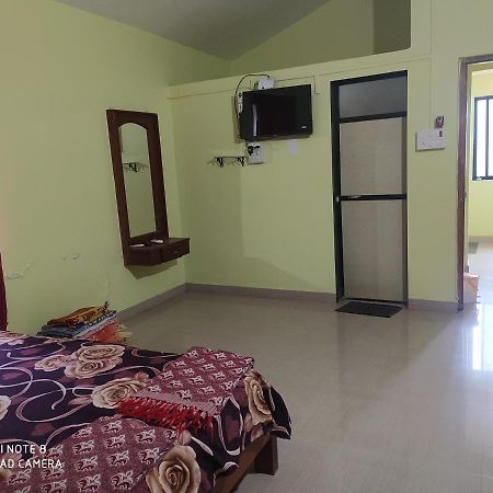 Swarajya Villa Nagaon  Luaran gambar