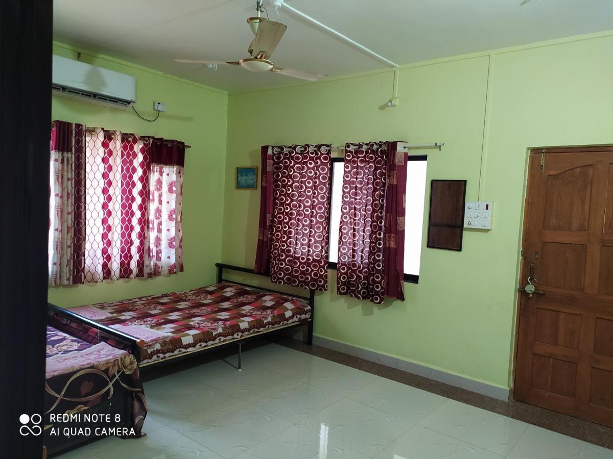 Swarajya Villa Nagaon  Luaran gambar
