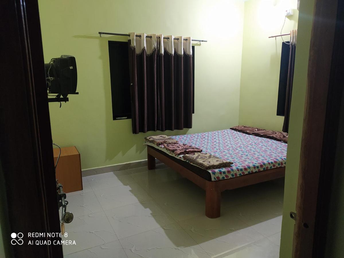 Swarajya Villa Nagaon  Luaran gambar