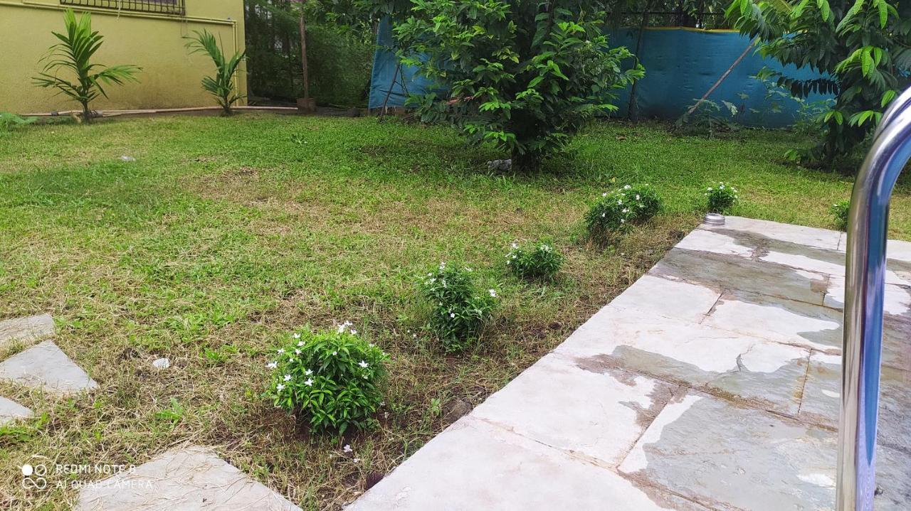 Swarajya Villa Nagaon  Luaran gambar